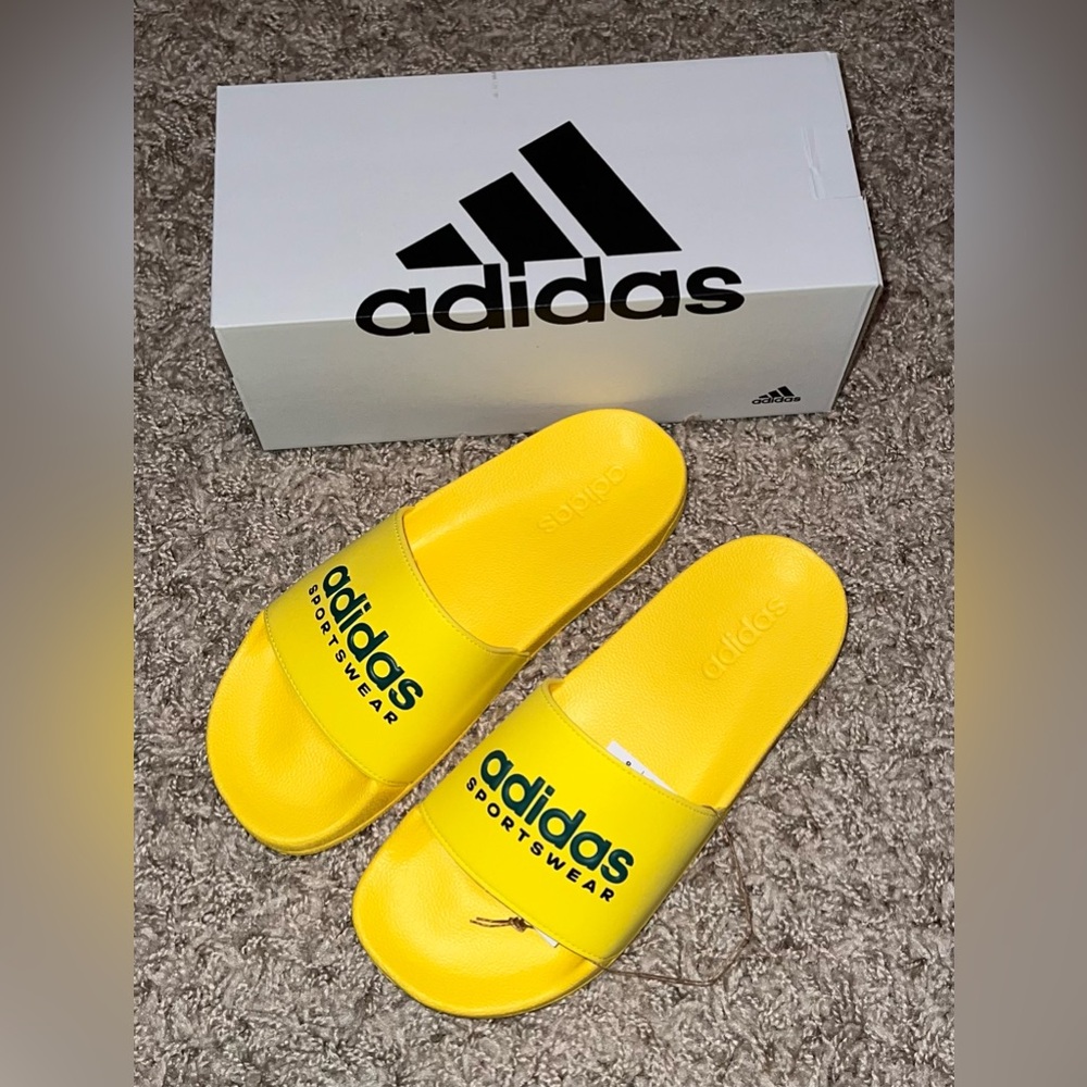 BRAND NEW!! Adidas Adilette Shower Slides - Sz W9/M8